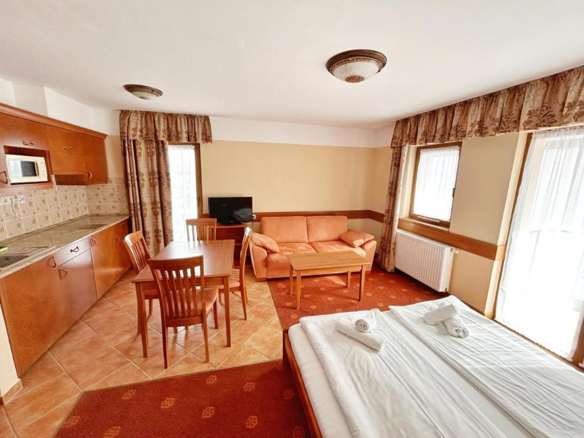 Fonix Wellness *** 1 A Epulet Bed & Breakfast Heviz Exterior photo