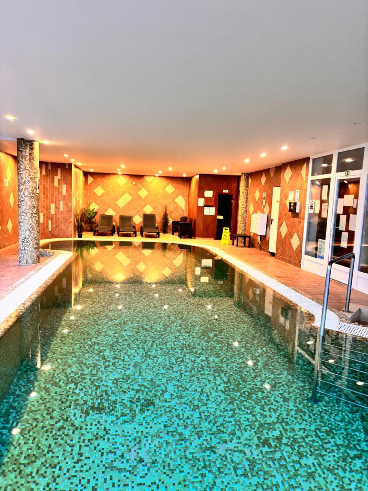 Fonix Wellness *** 1 A Epulet Bed & Breakfast Heviz Exterior photo